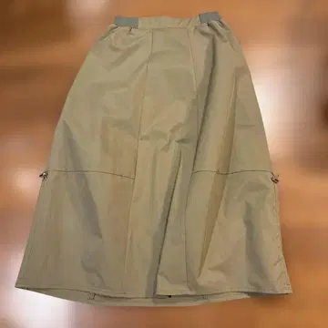 미사용 새상품 C'EST MOIJEU 벌룬 스커트 카키