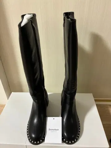 Donoban 블랙 롱 부츠 스터드