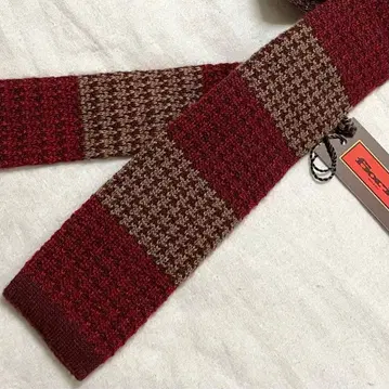 새상품 Fiorio 캐시미어 하운드 투스 니트 타이