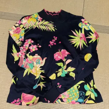 트로피컬 꽃무늬 긴팔 상의 네이비 LEONARD