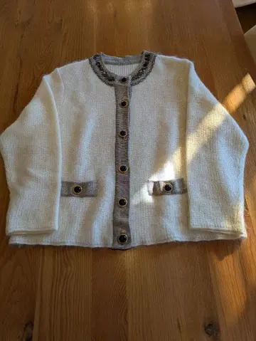 비즈 자수 니트 가디건