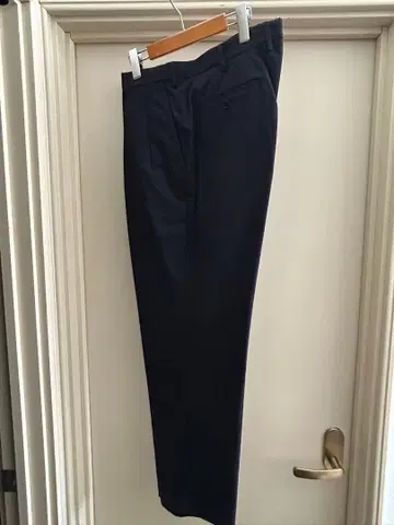 LE 레샵 네이비 슬랙스 L 사이즈