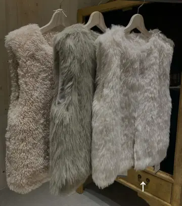 스나이델 바리에 인조 모피 베스트 화이트 프리 사이즈