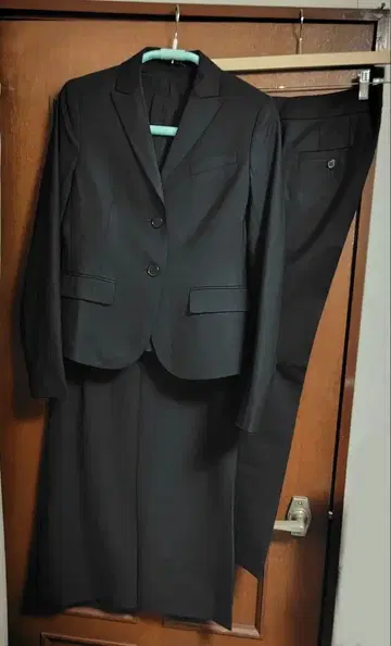 여성용 Theory (띠어리) M 사이즈 블랙 셋업 수트