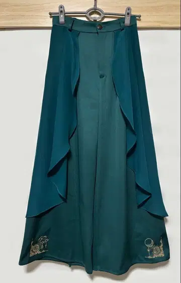 [ axes femme ] 플레어 디자인 와이드 팬츠