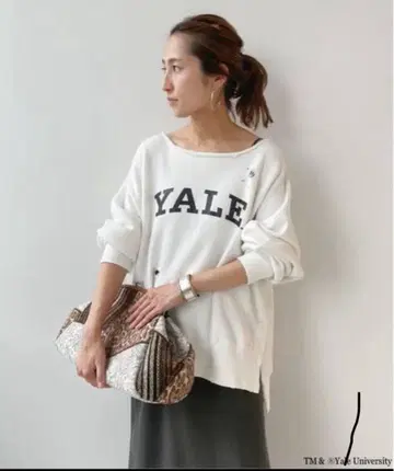 YALE 오버 사이즈 맨투맨