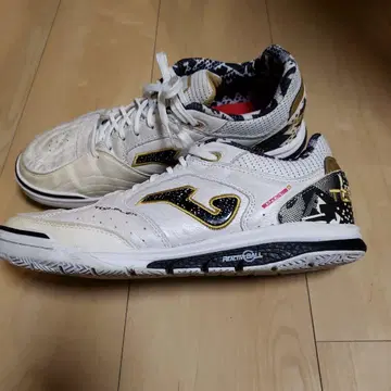 조마 풋살 신발 조마 27.0 실내