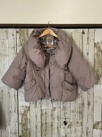 새상품급 Bou Jeloud 부즈루드 숏다운