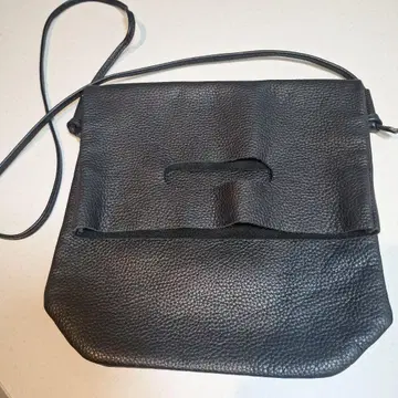 TUSTING 영국제 영국 블랙 가죽 사코슈 숄더백