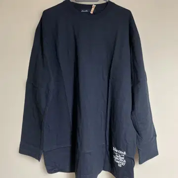 USED 아즈노우아즈두바즈 롱T 블랙