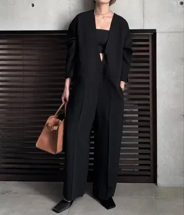 lohen v넥 콤비네존