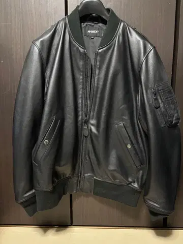 AVIREX MA-1 블랙 가죽 자켓 L 사이즈
