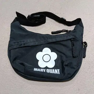 마리콴트 숄더백 로고 포함 블랙