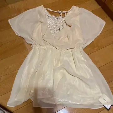 아이보리 쉬폰풍 미니 원피스