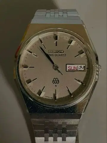 SEIKO 킹 쿼츠 손목시계