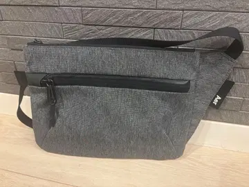 Aer 숄더백 그레이