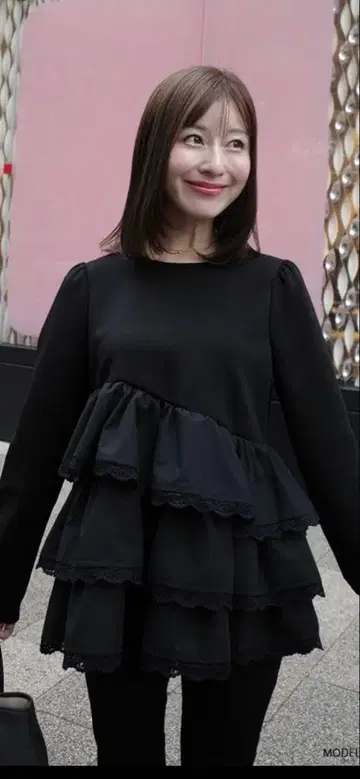 fitmore saaya 콜라보 볼륨 프릴 아지메 상의