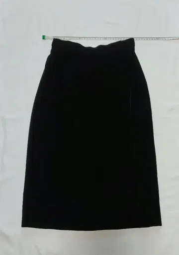 벨벳 타이트 스커트 블랙