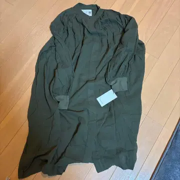 올리브 긴팔 겉옷