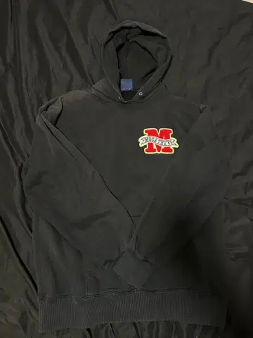 블랙 후드티 Moga the 5