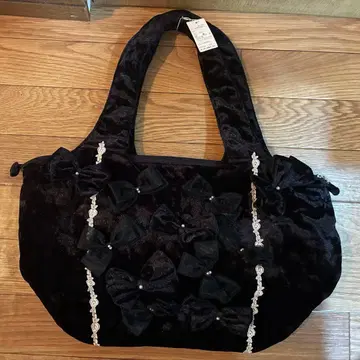 미사용 택 포함 리본 장식 블랙 비스콘티 가방