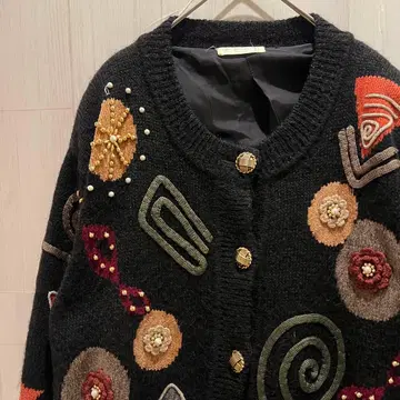 빈티지 구제 의류 가디건 개성 있는 레어 아이템 꽃 자수 레트로