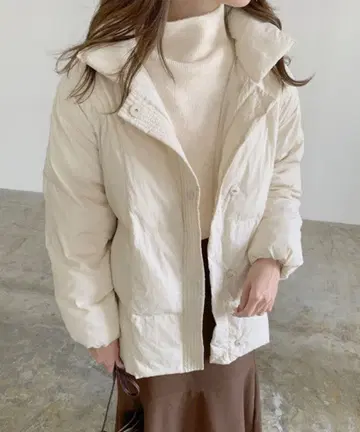 리안 다운 자켓 충전솜 스탠드 카라 미들 기장 coca 셀렉트 모카