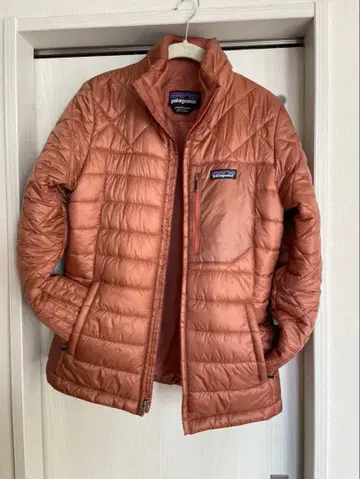 patagonia S 사이즈 오렌지 다운 자켓