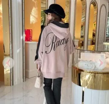 미사용 새상품 택 포함 Rady 사이드 라인 백 로고 후드티 오버 사이즈