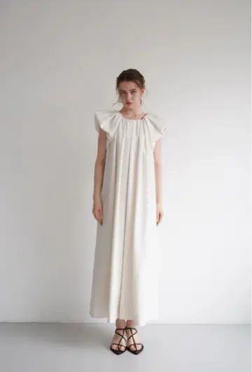 Acka drape 원피스 size 2