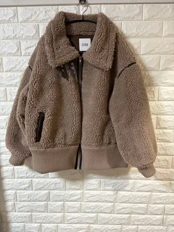 GYDA WIDE RIB 보아 B-3 자켓 브라운