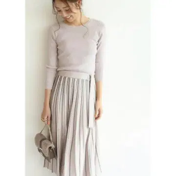 재스 그리티 배색 니트 원피스