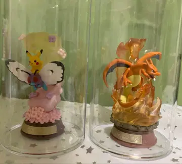 포켓몬 피카츄 리자몽 피규어 세트