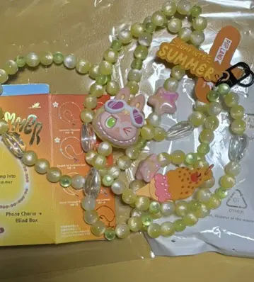 JUMP INTO SUMMER PHONE CHARM 러브브 팝랜드 한정판