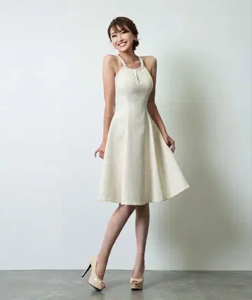 [ IMMANUEL ] 아이보리 플레어 드레스 S 사이즈