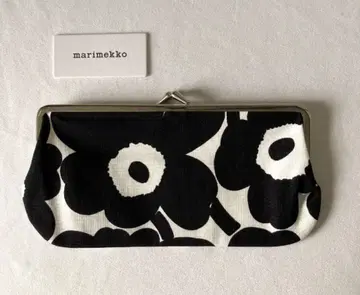 새상품 마리메꼬 가로형 가마구치 파우치 우니코 블랙