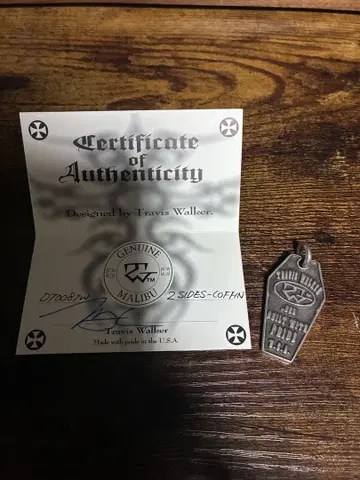 트래비스 워커 코핀형 펜던트