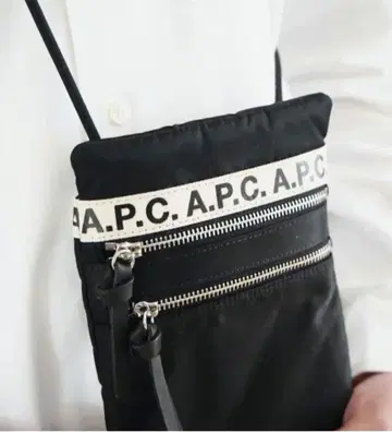 [ 새상품급 ] A.P.C 스마트폰 숄더 레어한 에코백 포함