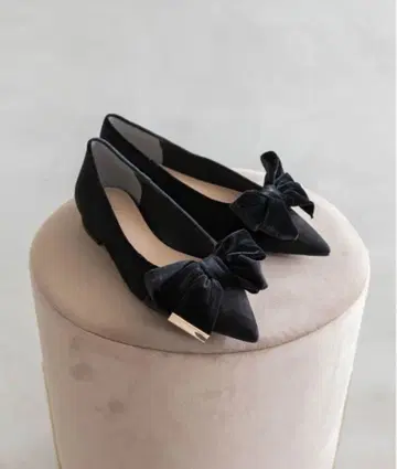 벨로아 리본 플랫슈즈 RANDA