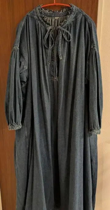 45r 45 데님 컷워크 자수 스모크 드레스