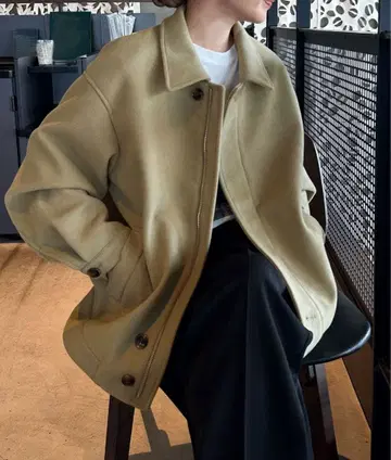 새상품 베이직 미들 기장 스텐칼라 집업 코트 코쿤