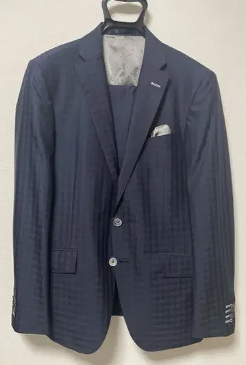 Due Misura 네이비 체크 비즈니스 정장