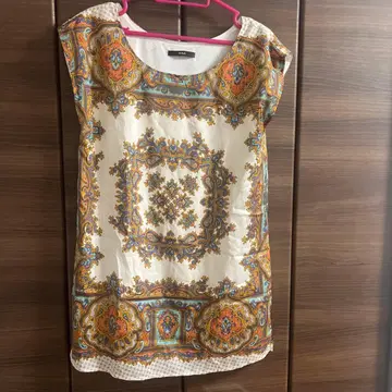 DURAS 슬리브리스 튜닉 F 화이트