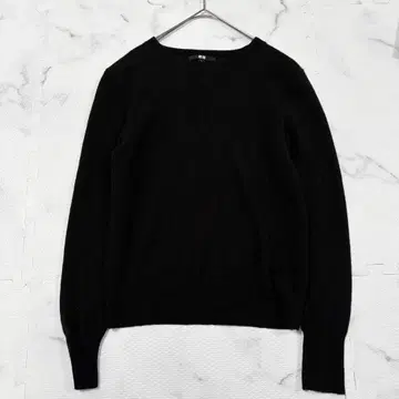 새상품급 유니클로 UNIQLO 블랙 캐시미어 100% 스웨터 S