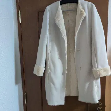 새상품] 프레페리르* 노카라 무스탕 코트 M 아이보리 부드럽고 따뜻한