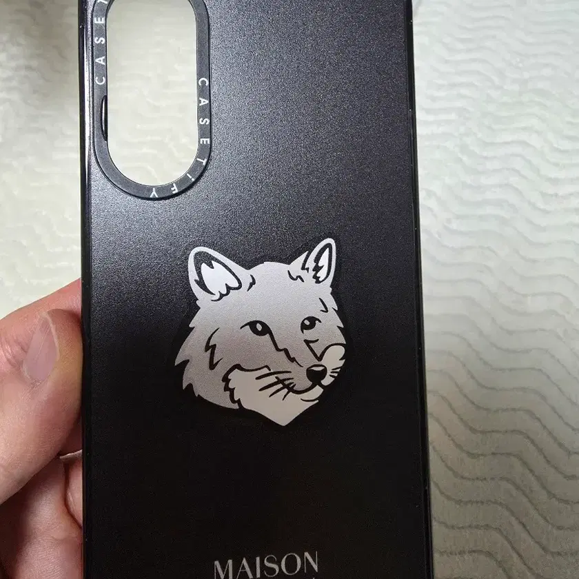 Galaxy 25 Edge Casetify Maison Kitsune Case on Bunjang Global Site.