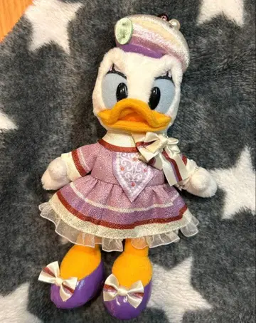 디즈니  파루파루자 인형 배지 데이지 인형 배지