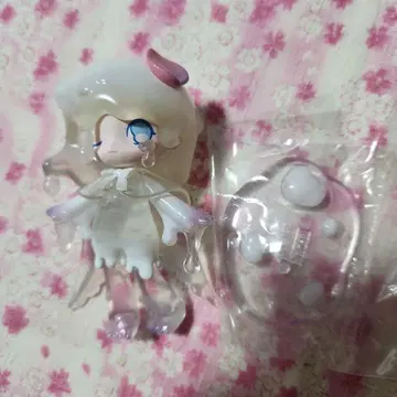 팝마트 AZURA Chawing Snow POPMART