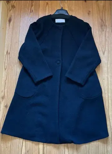 뷔르데사봉 노카라 코트 블랙