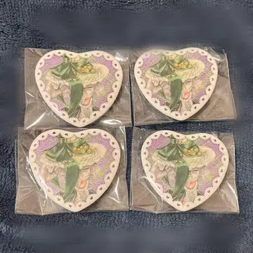 Sweet World Story 캔뱃지 리퍼